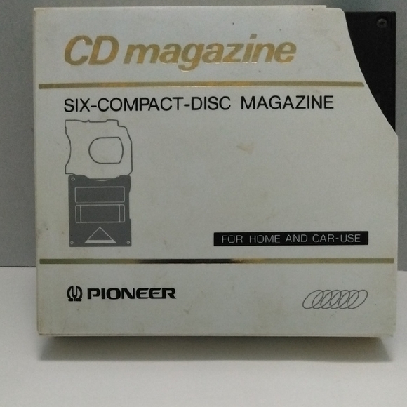 PIONEER Silver and Black CD Magazine - Picture 1 of 6